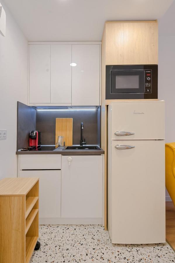 Cosy And Stylish Studio Next To Sofia'S Central Market Hall Apartment Ngoại thất bức ảnh